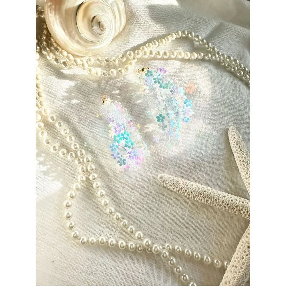 Holographic sequin flowers and beaded dangle earrings ￼